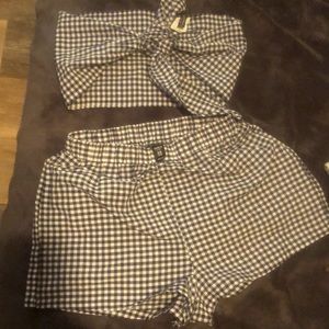 Two piece set not tight very comfortable!!